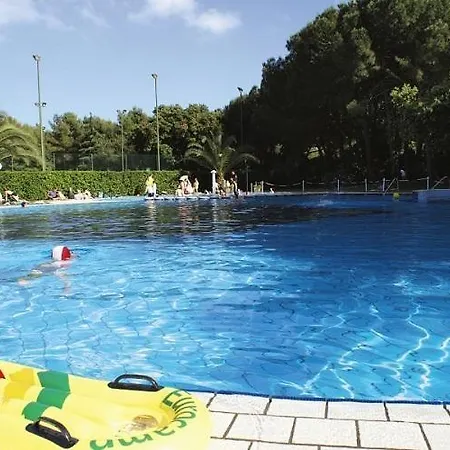 Campingplads Camping Baia Domizia - Campings.Com 4*